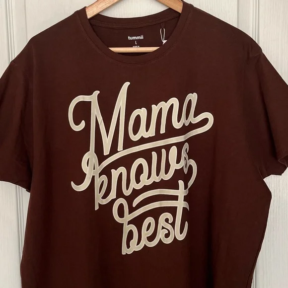 Tummii “Mama Knows Best” Graphic T-Shirt Trendy Casual Chocolate Brown Size L - Picture 2 of 11
